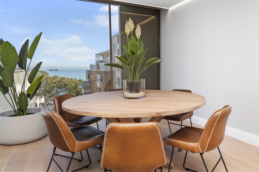 To Let 4 Bedroom Property for Rent in Sea Point Western Cape